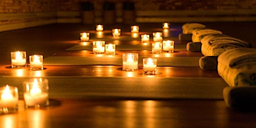 Jávea: Soulful Sunday - Candlelit Yoga, Meditation & Journaling