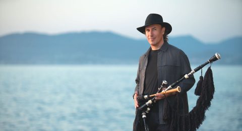 Carlos Núñez - 30 aniversario “A irmandade das estrelas”