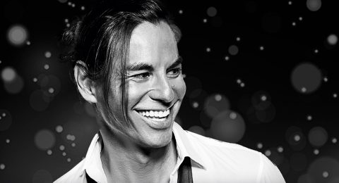 JULIO IGLESIAS Experience por Julio Iglesias Jr. - MOON WORLD