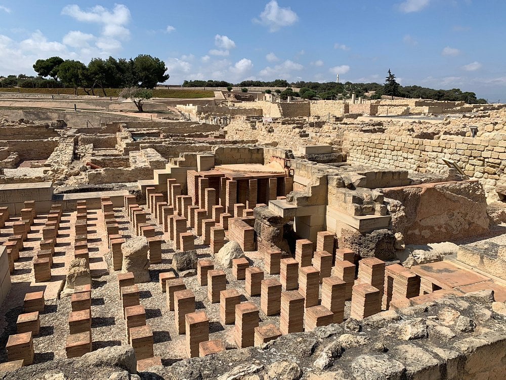 Sensación en Alicante: ¡Hallan la ciudad más antigua de España bajo el Tossal de Manises!