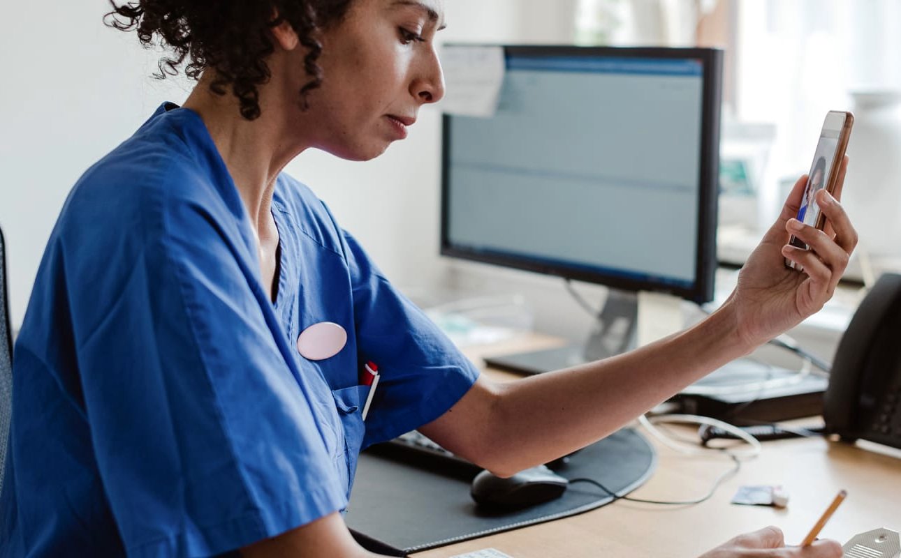 How Doximity Achieves Superior App Stability for Medical Professionals