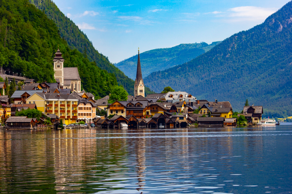 Vienna, Salzburg, and Hallstatt: How Specialists Sequence Austria in 5 to 7 Days