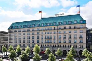 Hotel Adlon Kempinski — luxury hotel