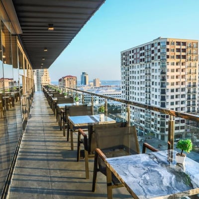 Iris Hotel 