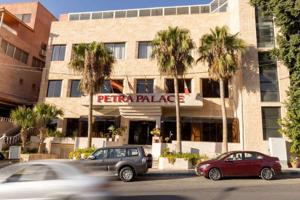 Petra Palace Hotel — luxury hotel