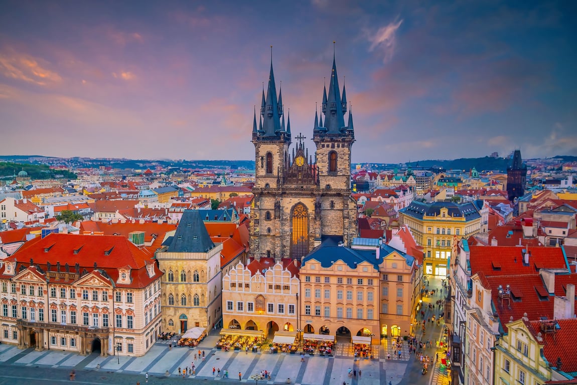 Go with Confidence: The Complete Guide to Travelling in the Czech Republic