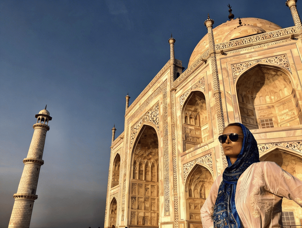 Specialist-guided private sunrise visit to the Taj Mahal, Agra, Uttar Pradesh, India