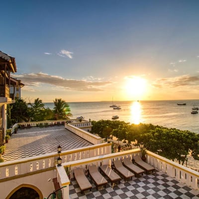 Tembo House Hotel & Apartments