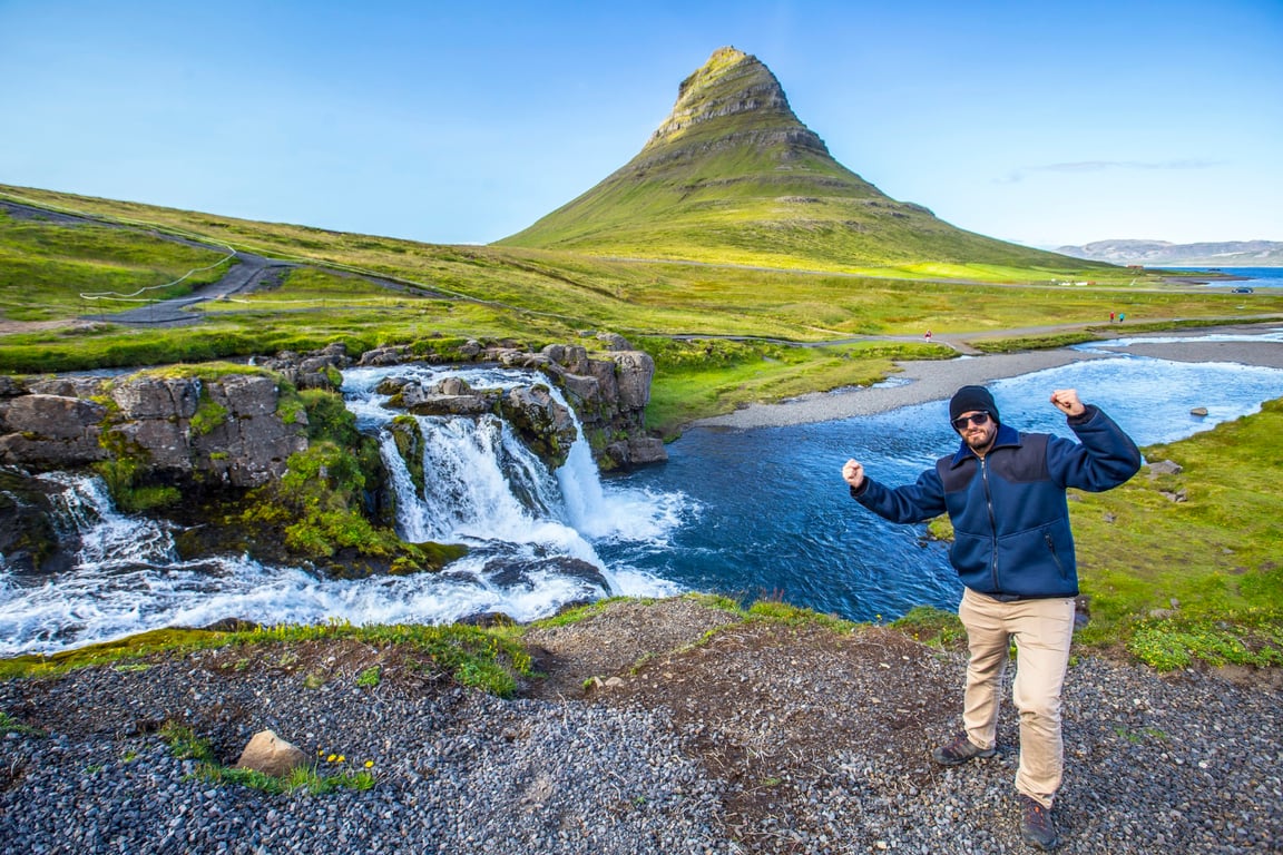 Go with Confidence: The Complete Guide to Travelling in Scotland