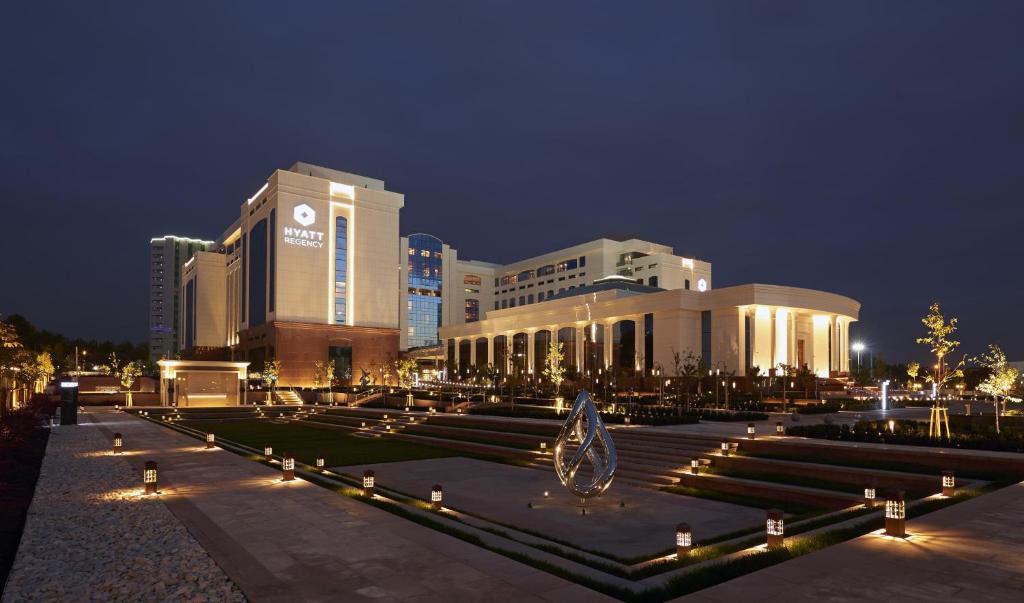 Hyatt Regency Tashkent — luxury hotel