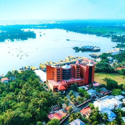 Ramada by Wyndham 