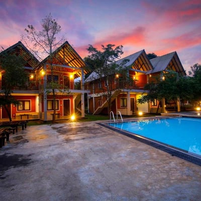 Elephas Resort & Spa 
