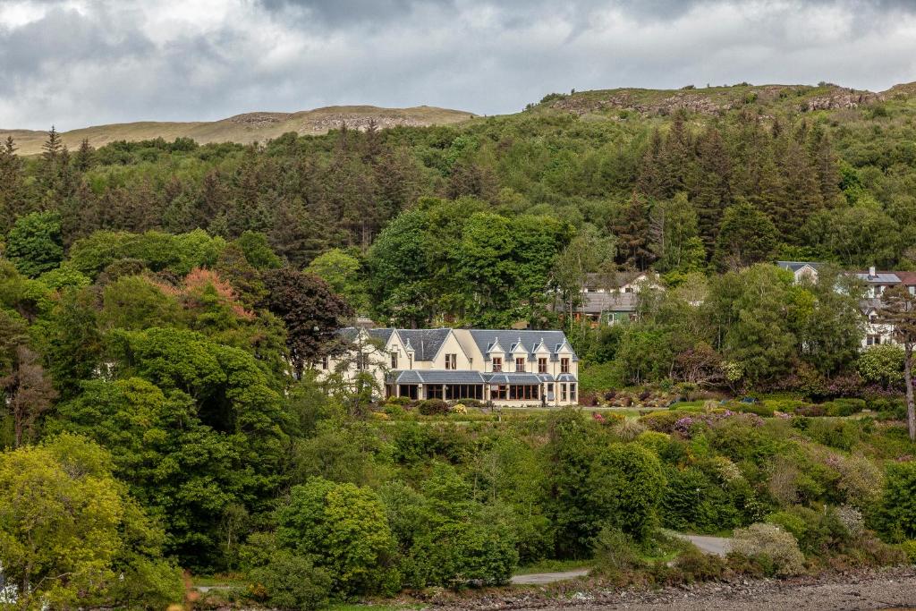 Cuillin Hills Hotel — luxury hotel