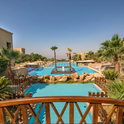 Holiday inn
