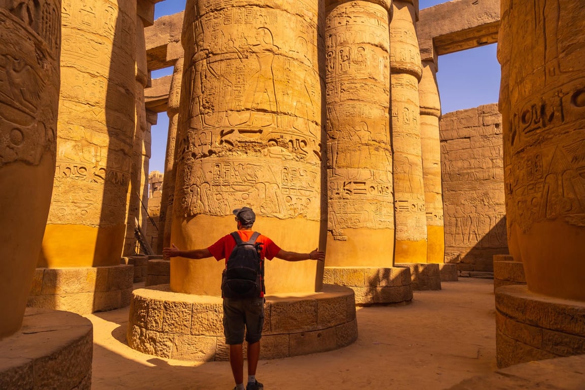 Go with Confidence: The Complete Guide to Travelling in Egypt