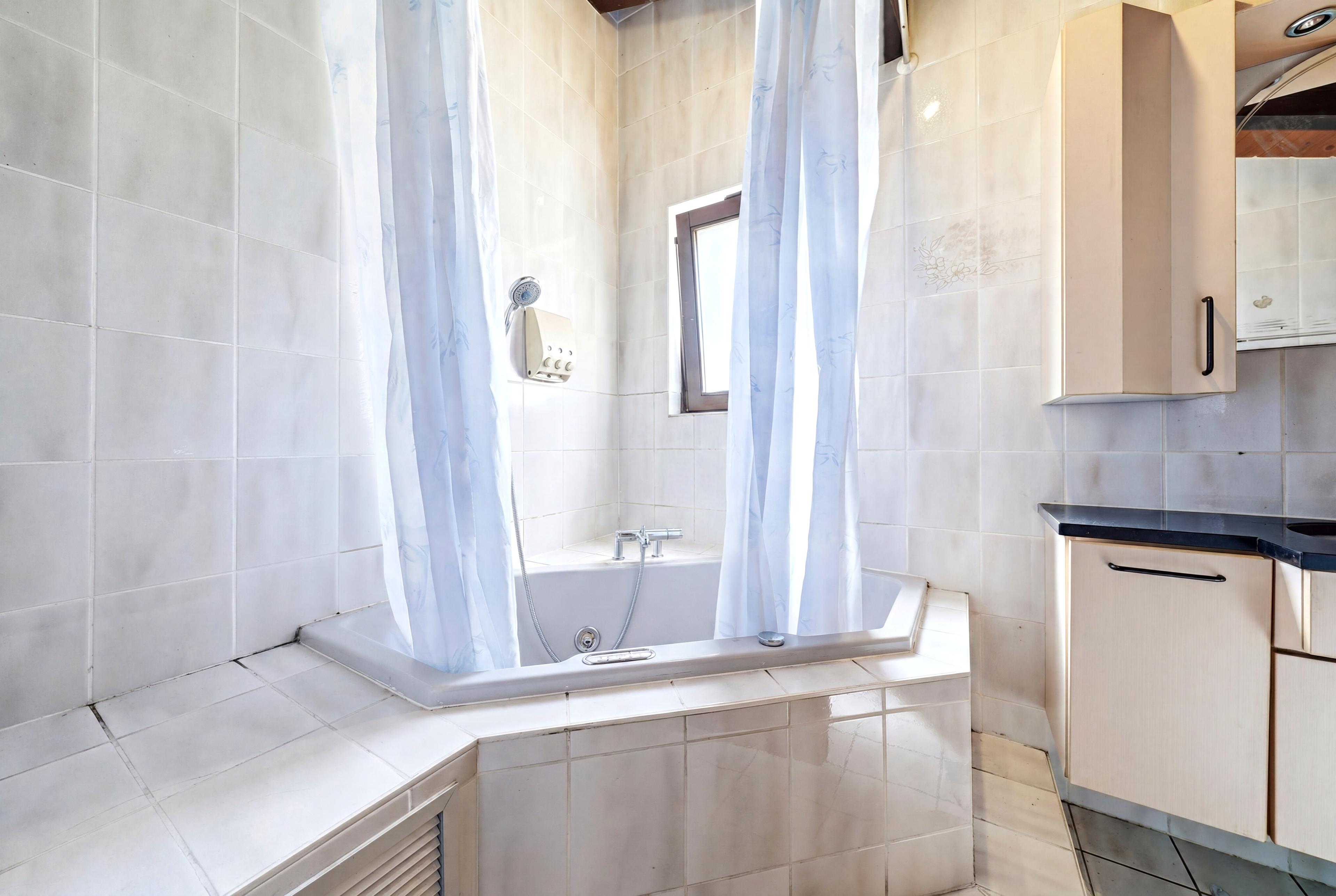 Appartement 4,5p - Salle de bains au 2e étage