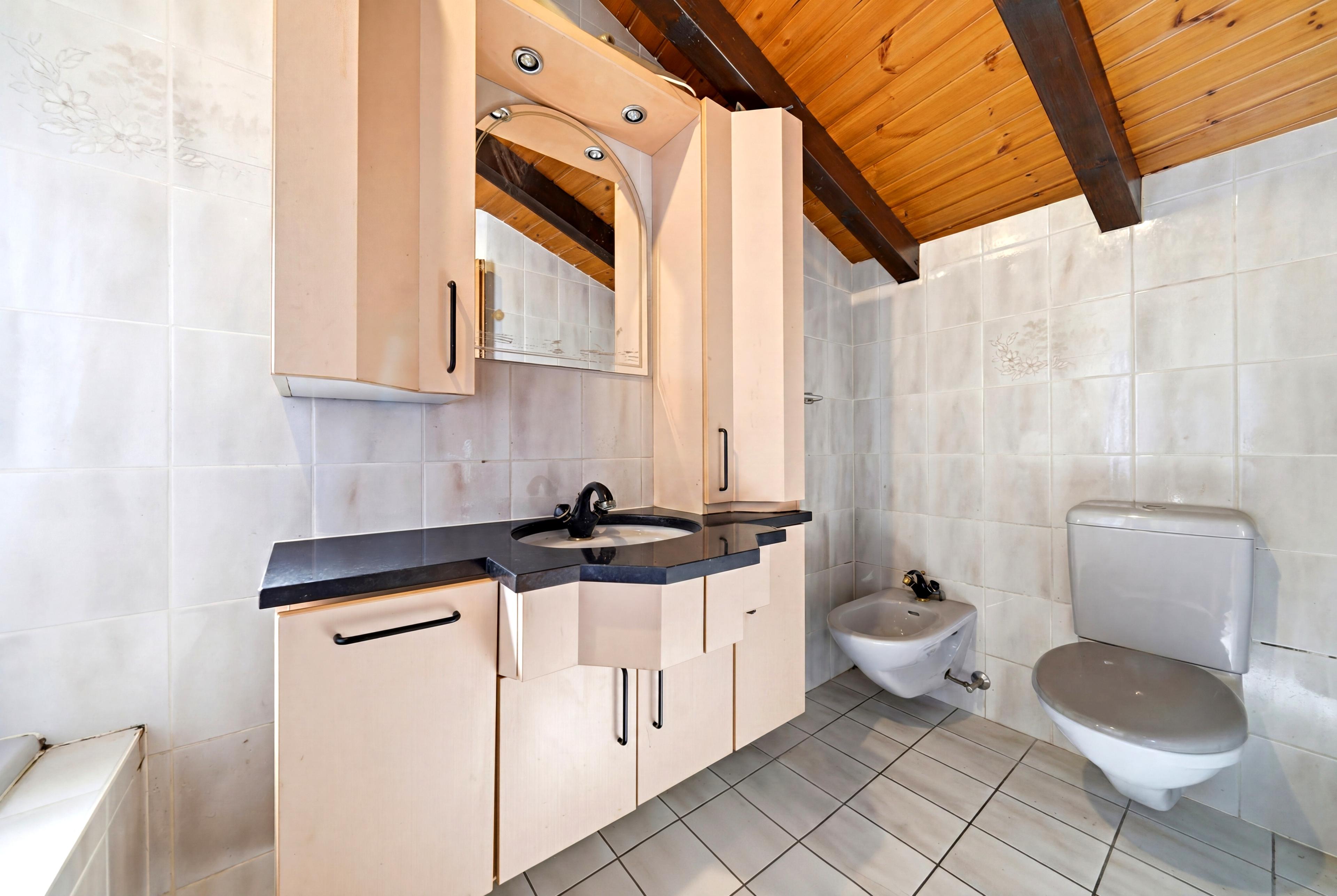 Appartement 4,5p - Salle de bains au 2e étage