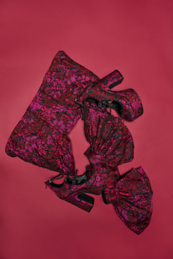 AKIRA Azalea Wang Sprout Multi Floral Brocade Mary Jane Platform Pump Shoes | Red | Size 10