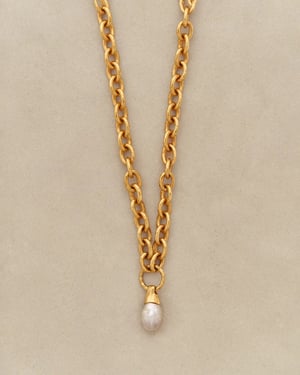 Damia Pendant