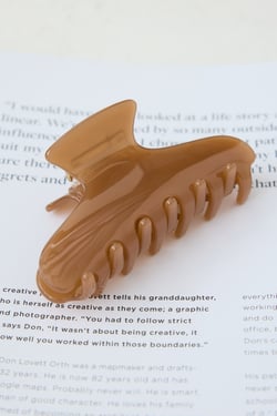 Pixie Claw Clip Brown