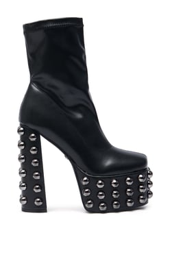 AKIRA Azalea Wang Akito Gun Metal Studded Platform Bootie | Black | Size 11