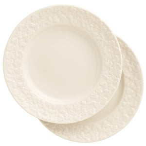 Belleek Classic Field of Shamrock Dinner Plate Set of 2  - Extra 25% off with LC25