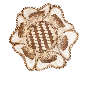 10" Floral Handwoven Iraca Bread Basket - Accented Borders / Tan