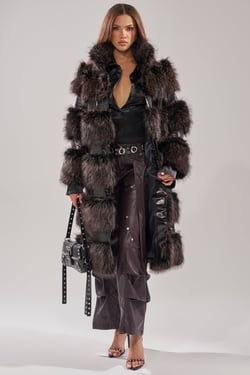 AKIRA Moxie Fur Trim Trench Coat | Black | Size Large