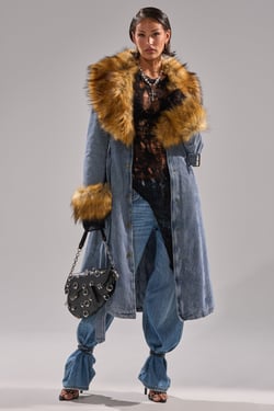 AKIRA Kaya Fur Trim Denim Trench Coat | Light Blue | Size XL
