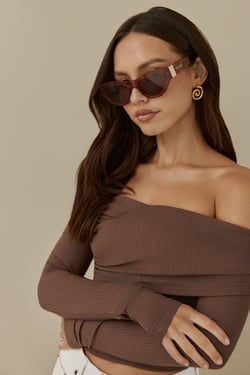 The Carla Sunglasses Honey Tort Auburn
