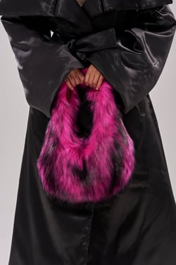 AKIRA In Nyc Faux Fur Purse | Black