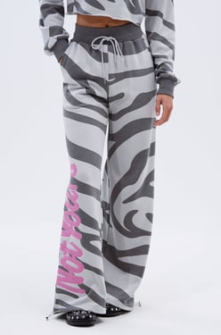 AKIRA Wild Things Sweatpant | Black | Size XL
