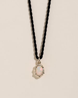 October Ovalado Pendant