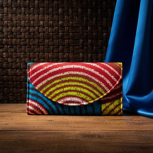 The Mensima Clutch