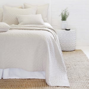 Hampton Linen King Quilt   Flax