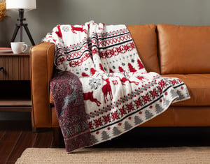 QE Home Chenille Jacquard Throw in Nordic Noel, Seasonal, Red