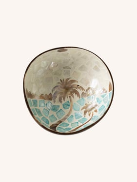 HANDMADE NATURAL SHELL COCONUT BOWL DECOR - Beachside / One-Size
