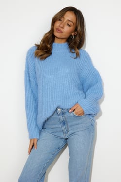 Dreamy Knitted Sweater Blue