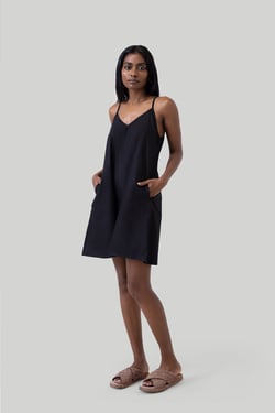 Short Tent Dress in Black - Black / M
