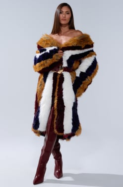 AKIRA Alaia Striped Faux Fur | Brown | Size Large/XL