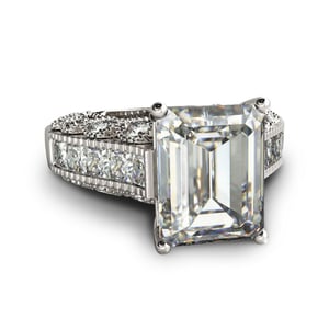 Jeulia Vintage Emerald Cut Sterling Silver Ring