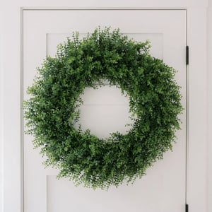 30" Artificial Boxwood Wreath