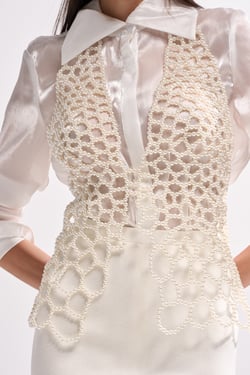 AKIRA Gettin Hot In Here Top | White