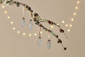 nkuku Khol Shell Baubles Set Of 4 | Christmas Decorations | Clear Antique