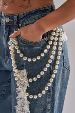 AKIRA Style Me Up Pearl Pants Chain