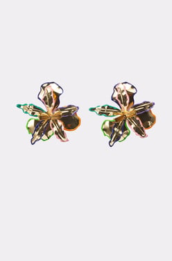 AKIRA Fly Me Out Earrings
