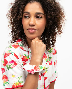 Pippa Strawberry Printed Jersey Scrunchie - ONESIZE
