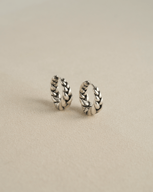 Pythia Hoops