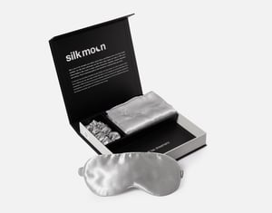 QE Home 100% Mulberry Silk Gift Set in Silver (with Scrunchie), Grey