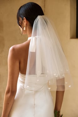 Love In Bloom Veil White